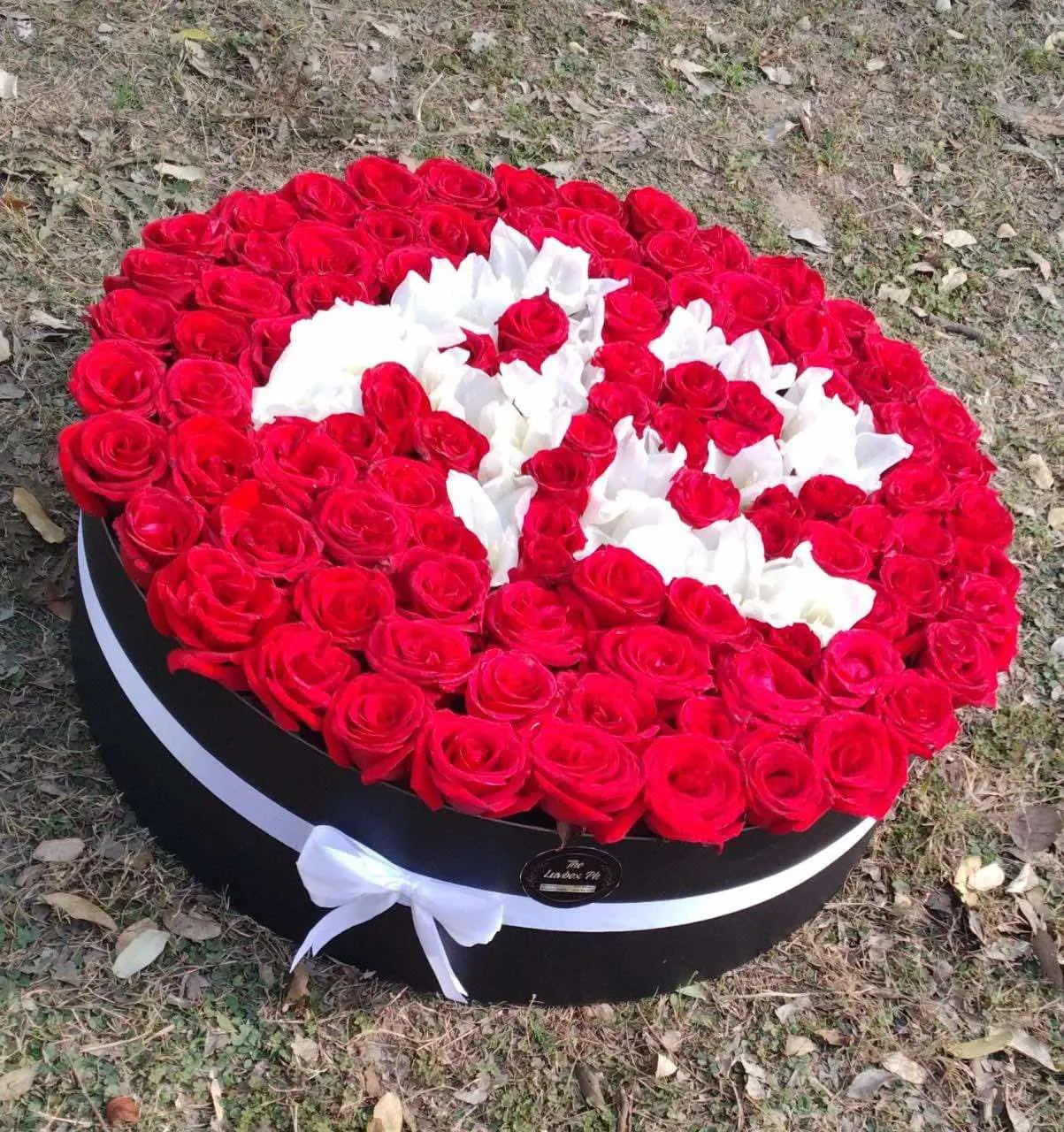 Signature Bloom Box – 100 Roses with Custom Lettering