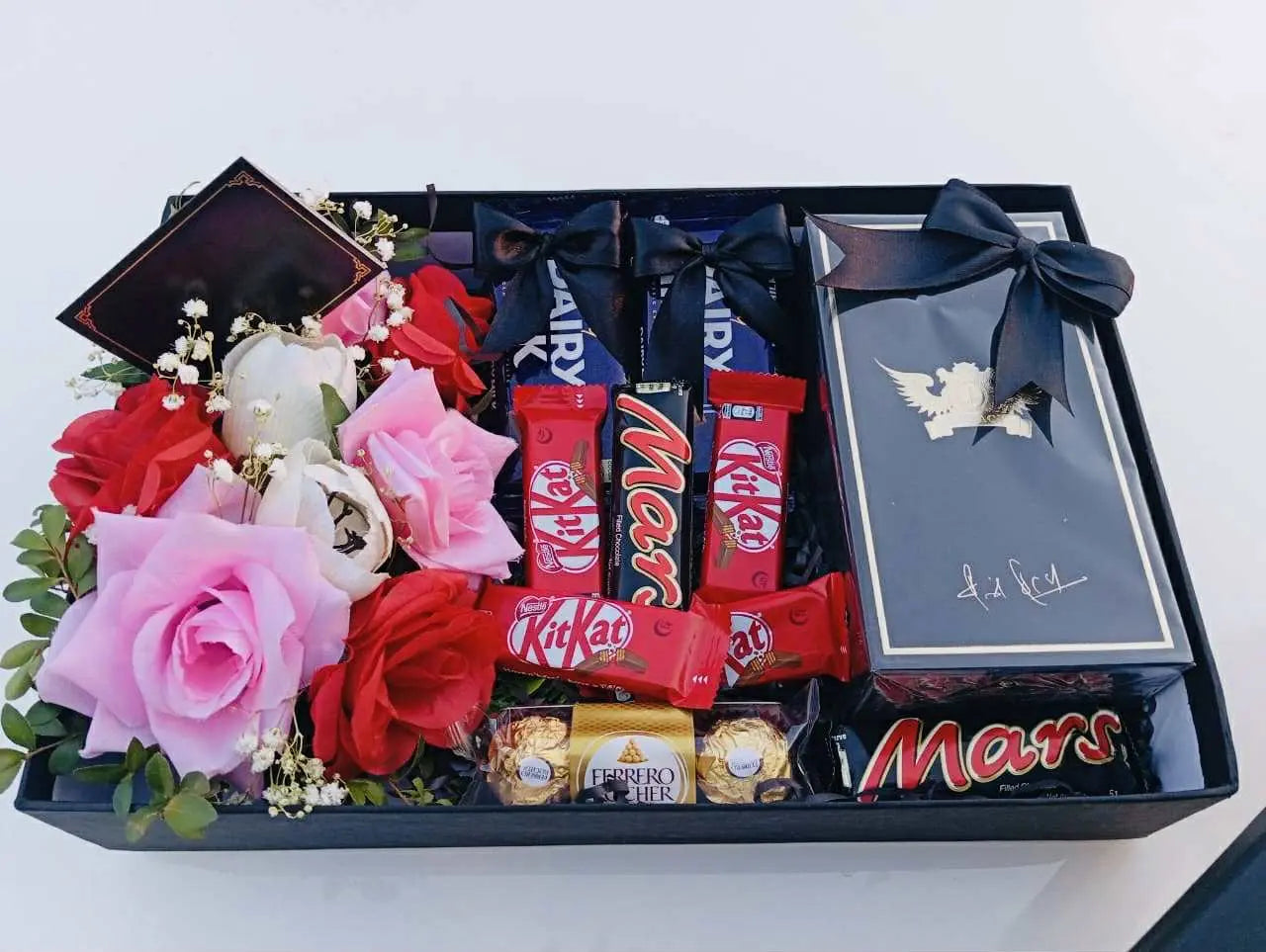 Timeless Elegance Box – Perfume, Chocolates & Flowers