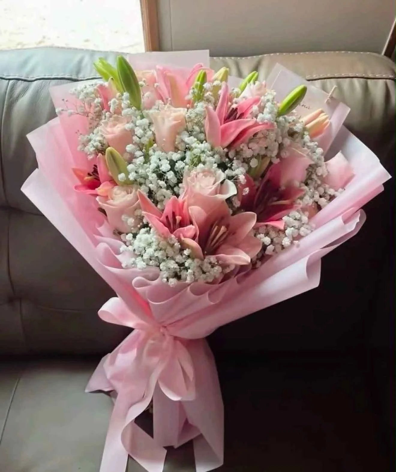 Blush Lily Romance – Luxury Pink Lily & Rose Bouquet for Her