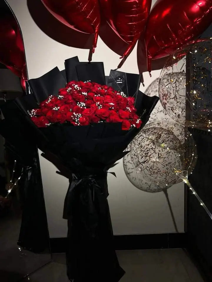 Luxury oversized red rose bouquet with helium balloons – flower shop in Islamabad