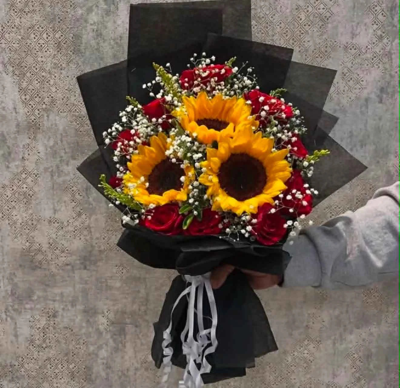 Golden Blush Posy – Petite Sunflower & Rose Luxury Bouquet
