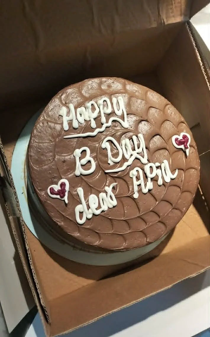 2.5 lbs milky malt layered cake with creamy texture for affordable gifting in Islamabad.