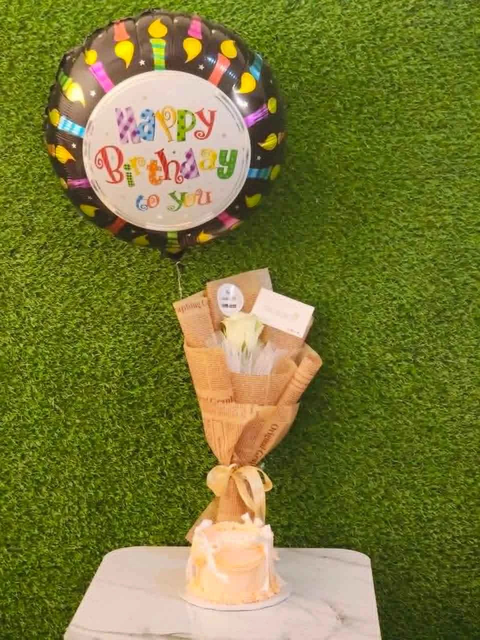 Blush Mini Birthday Hamper – Pink Rose Bouquet, Balloon & Bento Cake for Her