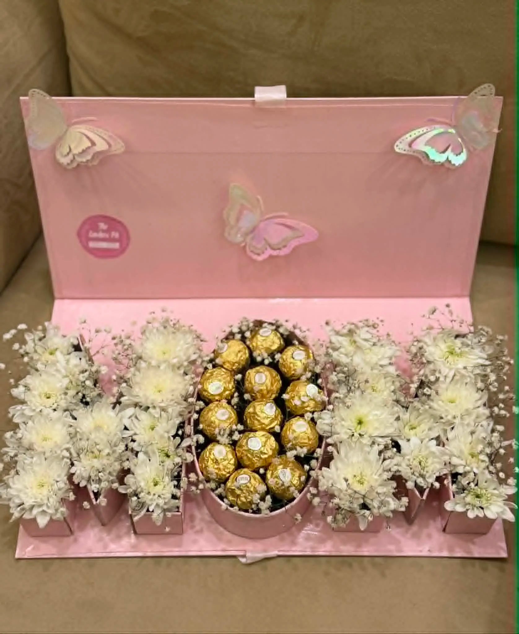Mother’s Day luxury flap box with MOM message white flowers and Ferrero chocolates Pakistan delivery