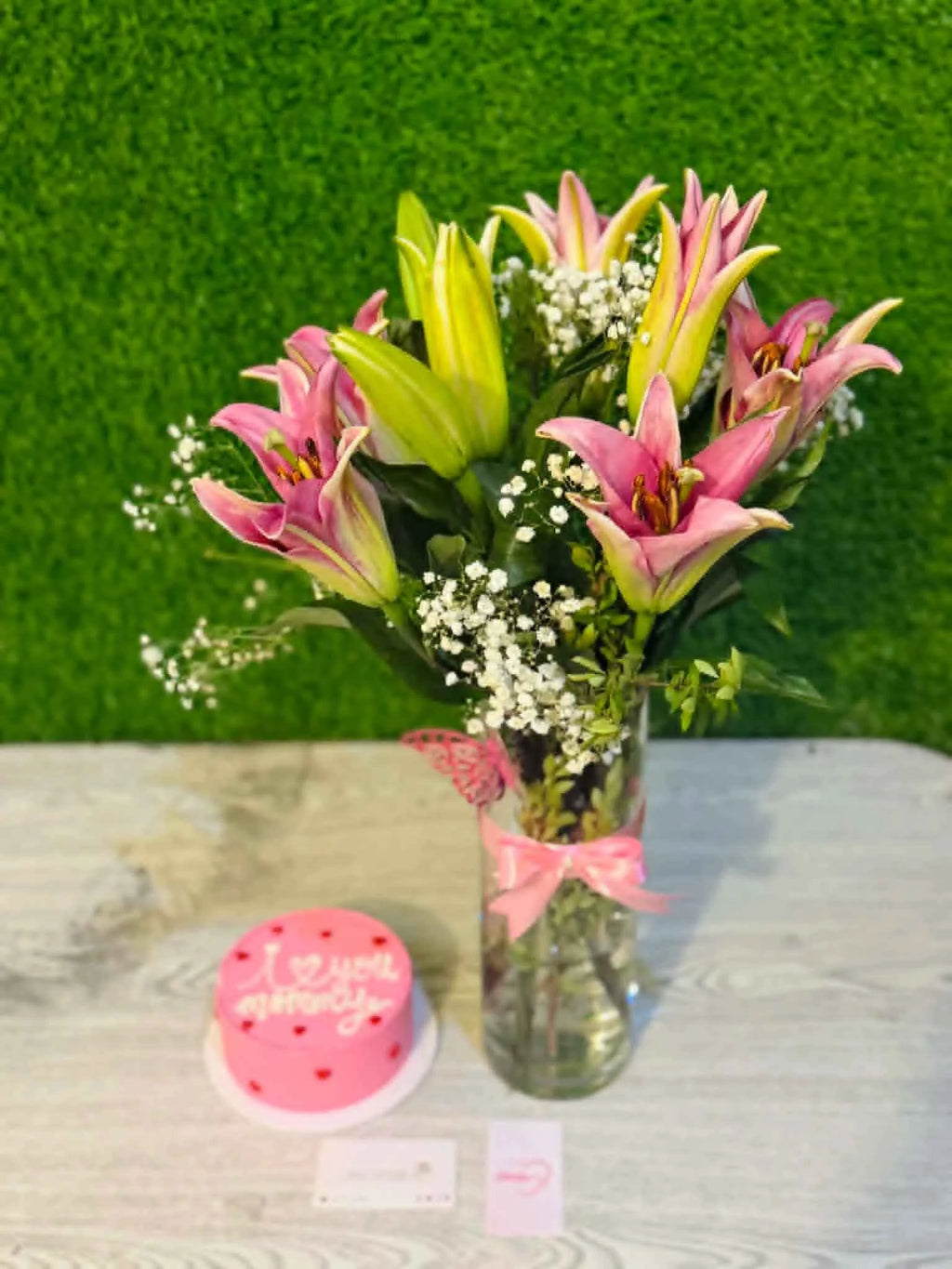 Blush Lily Love – Mother’s Day Combo with Pink Lilies Vase & “I Love You Mommy” Cake