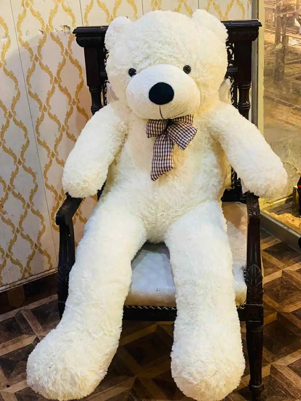 Super fluffy white teddy bear gift for any occasion – soft plush toy delivery in Islamabad.