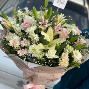 Oversized Mother’s Day Mixed Flower Bouquet | Gift Shop in Islamabad | The Luv Box PK