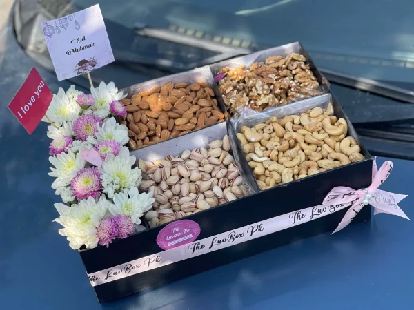 Luxury Mother's Day dry fruits box – thoughtful and healthy gift for Mom in Islamabad