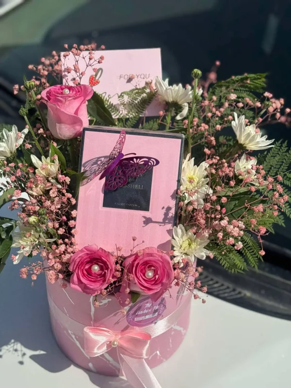 Mother’s Day Luxury Perfume Box – Bombshell by Victoria’s Secret | The LuvBox PK - Image 2