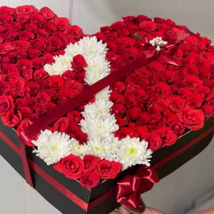 Heart-shaped rose box with red roses and number 1 in white chrysanthemums – luxury anniversary flower delivery in Islamabad