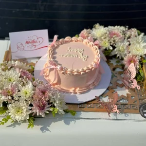 Acrylic tray with flowers and cake – Premium Mother’s Day gift from The LuvBox Pk