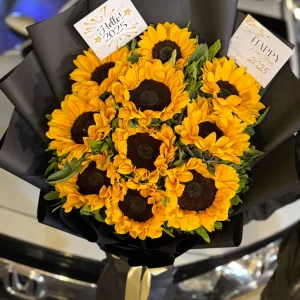 Golden Glow sunflower bouquet – vibrant flower bouquet delivery in Islamabad
