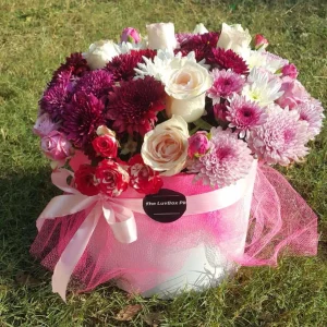 Gorgeous mixed flower box for her – no lilies, elegant gift box from gift shop in Islamabad