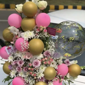 Luxury balloon bouquet with fresh flowers for Eid – gift shop in Islamabad