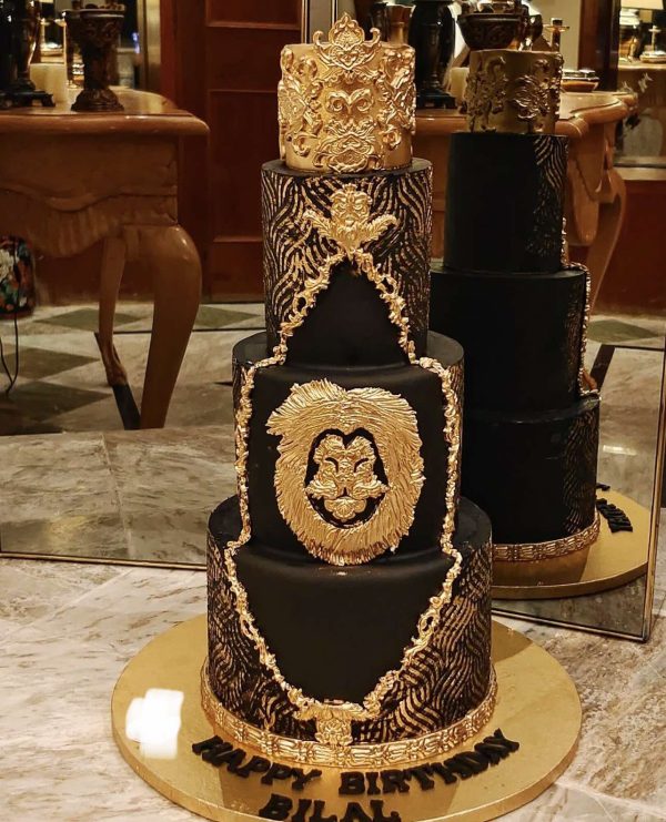 King’s Crown Cake – 3-Tier Luxury Black & Gold Cake for Him (8-12 lbs) | The LuvBox Pk