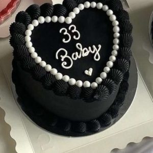 Black Heart Cake – Elegant & Bold Cake for Birthdays, Anniversaries & Welcomes | The LuvBox Pk