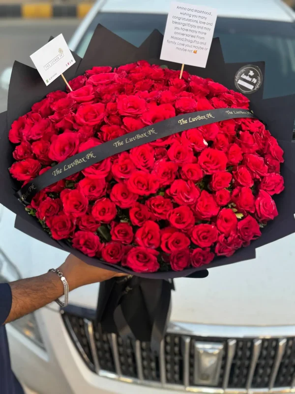 Century Bloom – 100 Premium Rose Bouquet | Gift Shop in Islamabad – The LuvBox Pk