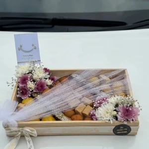Eid mithai wooden tray with flowers – The LuvBox PK gift platter