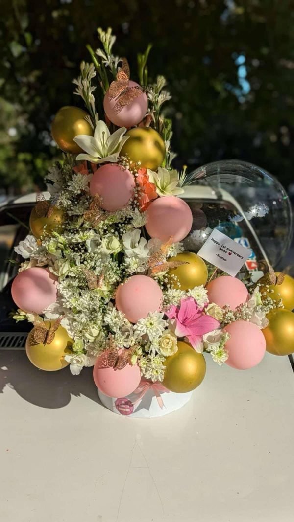 The LuvBox PK – Luxe Balloon & Flower Bouquet | Gift Shop in Islamabad
