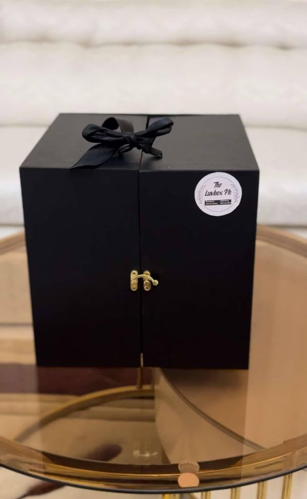 The LuvBox PK – Mother's Day Luxe Surprise Box with Cake & Chocolates | Gift Shop in Islamabad - Image 2