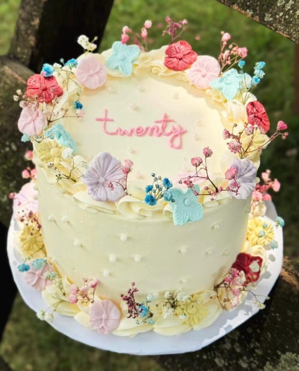 Creamy Velvet Customized Cake – Best Birthday Cake for Girls in Islamabad