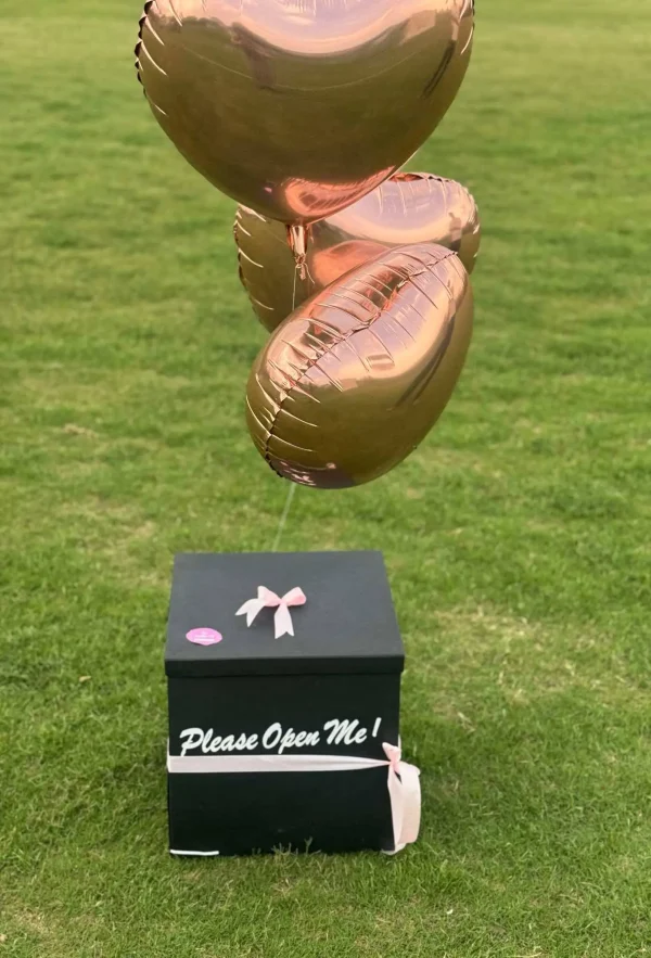 Mom's Surprise Explosion Box – Personalized Mother's Day Gift