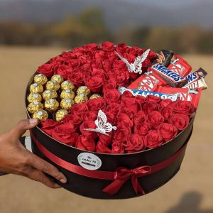 Luxury Round Rose & Chocolate Box – Birthday Gift | The LuvBox PK